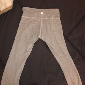 Cropped Lululemon leggings